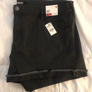 Express mid rise shortie black